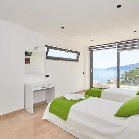Sleeps 8 Pool Air Con Wifi T782301 Villa Kalkan